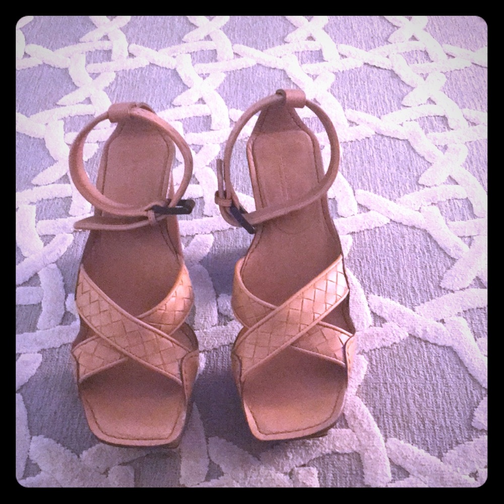 Bottega Veneta Sandals Size 39